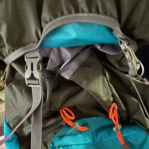 G4Free Unisex Backpack - Picture 5 of 14